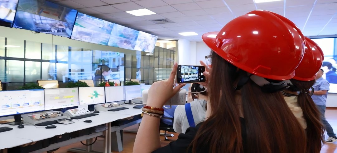 走進(jìn)新港集團(tuán)，共探產(chǎn)教融合新未來！南京林業(yè)大學(xué)學(xué)子開啟深度參訪之旅